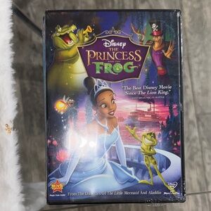 Disney The Princess and the Frog Blu-ray with Blue and Green Cover